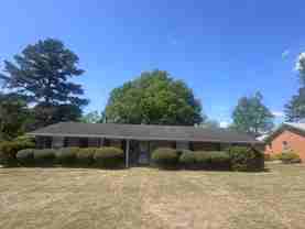 572 Farmington Rd - Photo 1 of 1