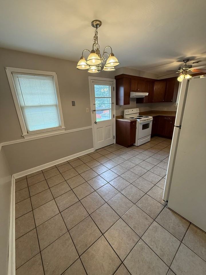 5111 Allen Dr - Photo 2 of 13