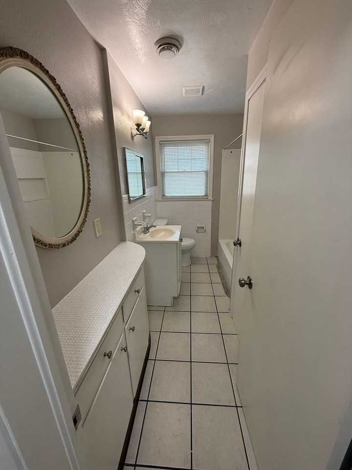 5111 Allen Dr - Photo 6 of 13