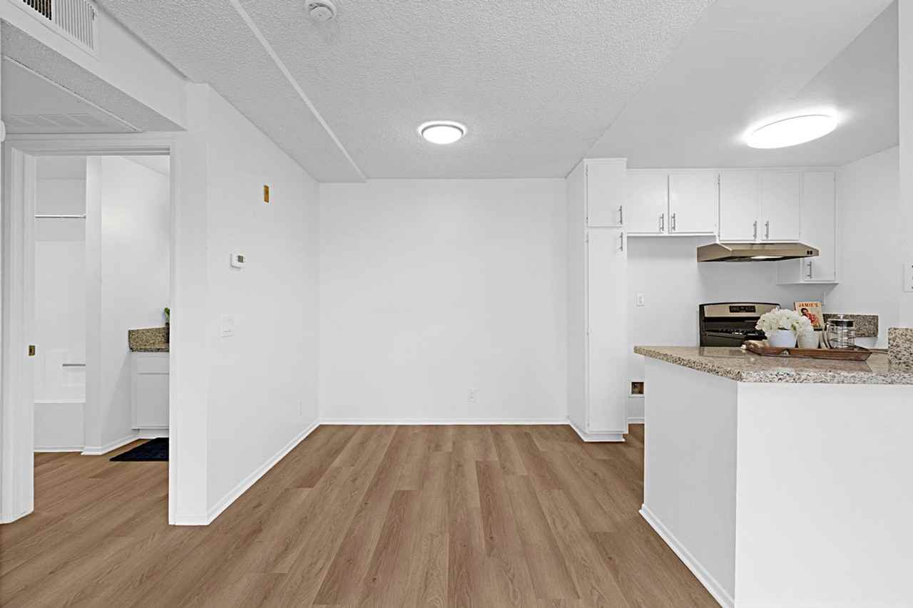 Welcome Home to Vintage Park Apartments - Photo 5 of 10