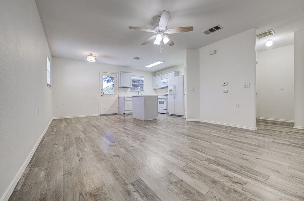 8417 Twiggy Ln - Photo 3 of 22