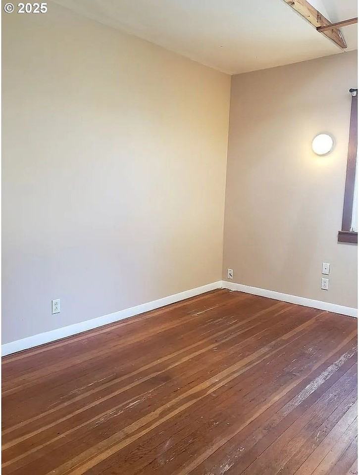 962 E 23rd Ave - Photo 6 of 21