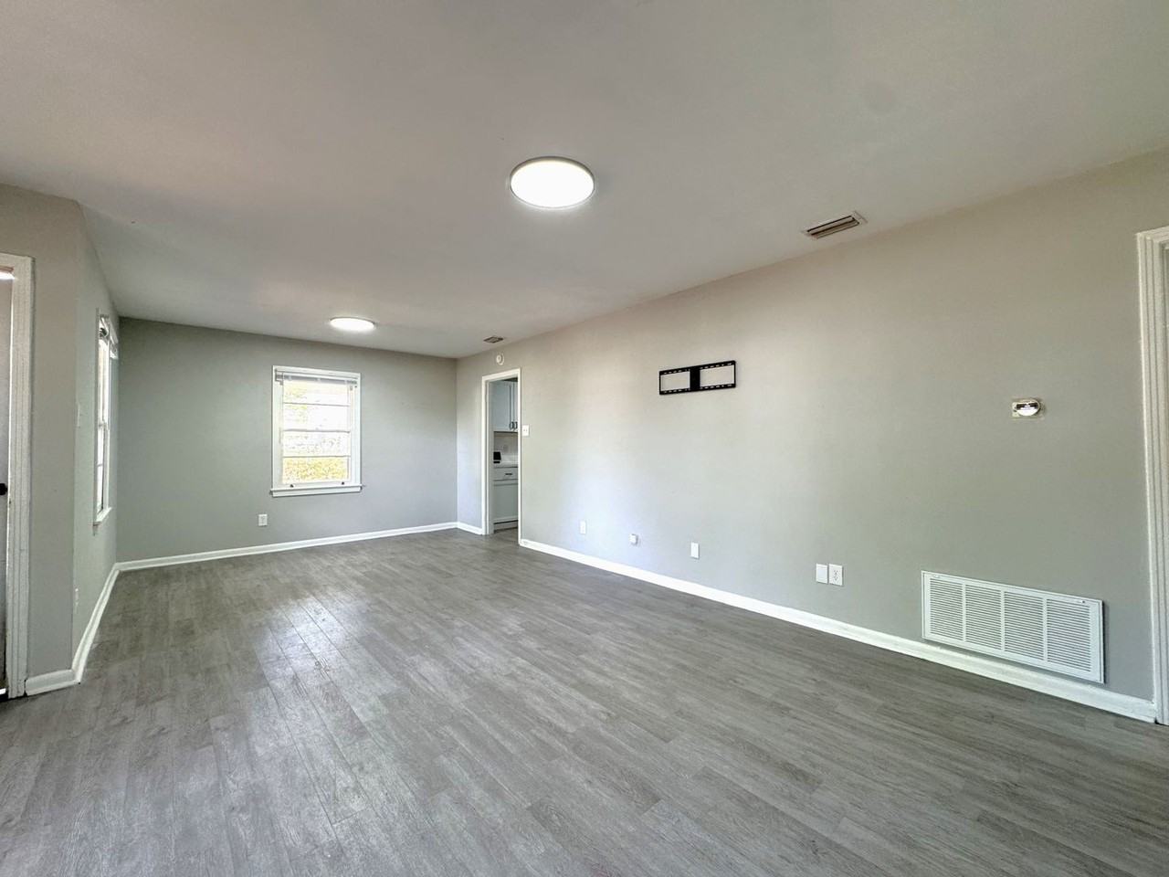 4657 Barbara Mitchell Dr - Photo 5 of 34