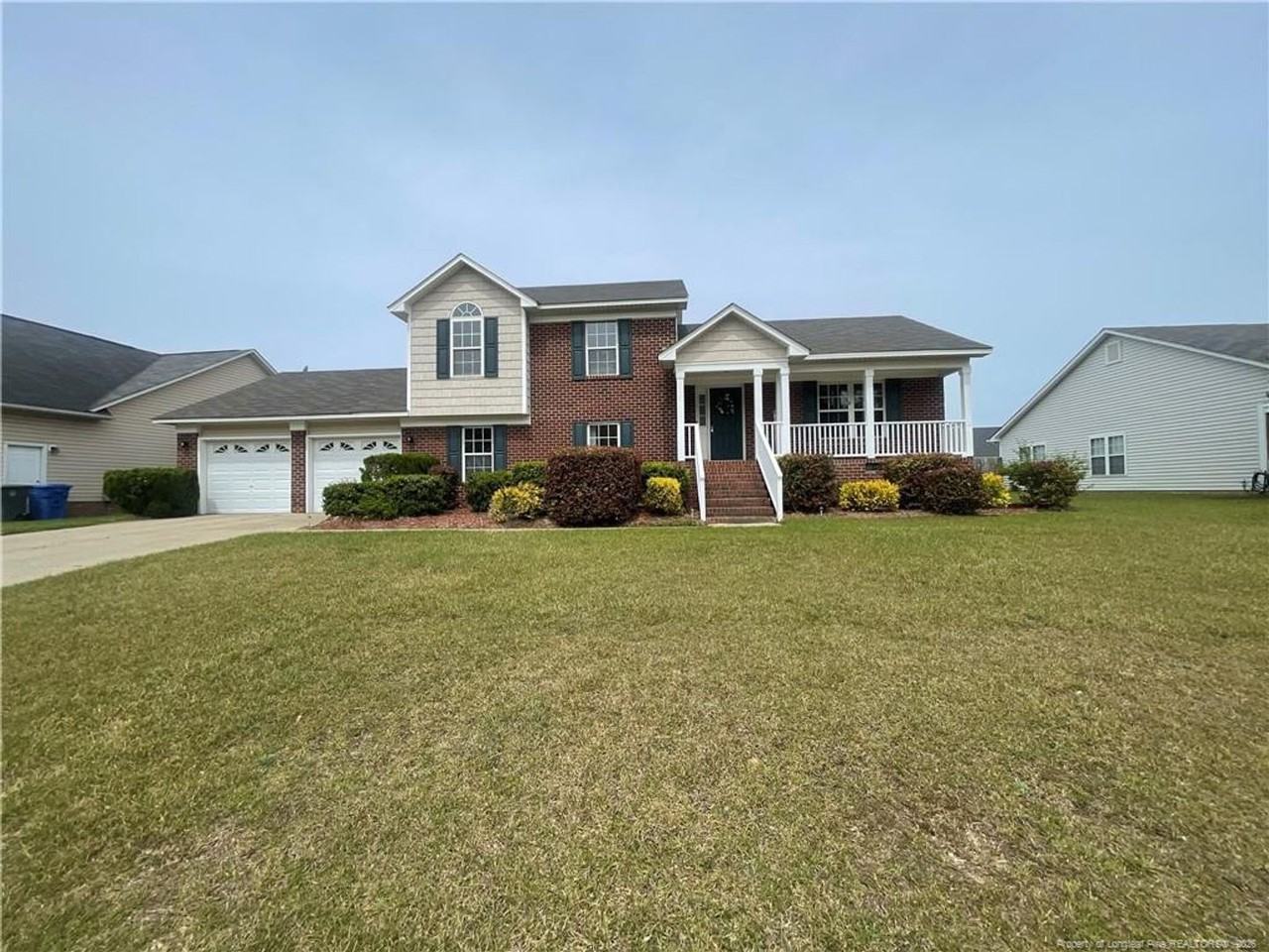 8240 Frenchorn Ln - Photo 2 of 28