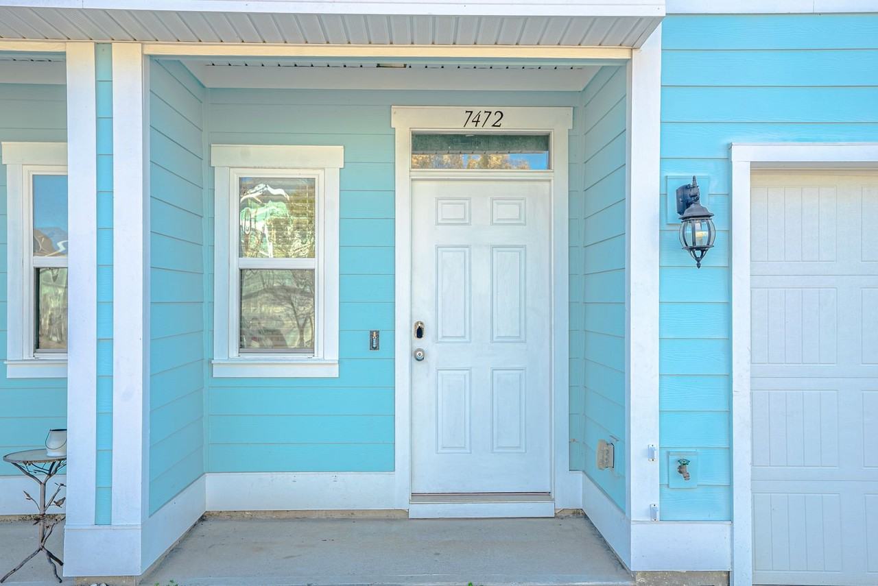 7472 Shadow Lake Dr - Photo 3 of 40