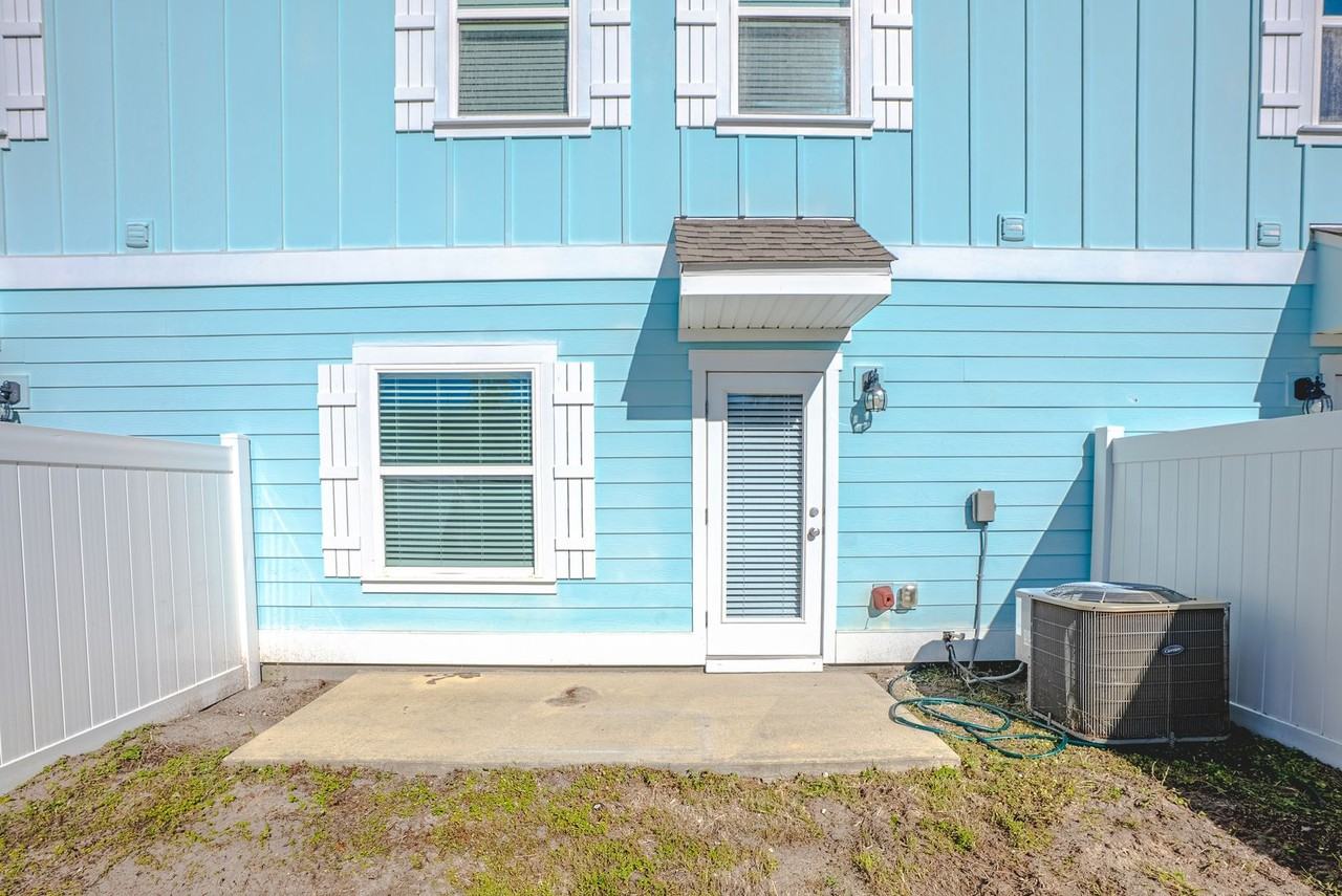 7472 Shadow Lake Dr - Photo 4 of 40