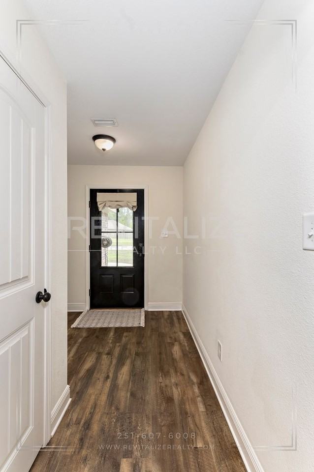 13323 Heathers Glen Ln - Photo 5 of 50