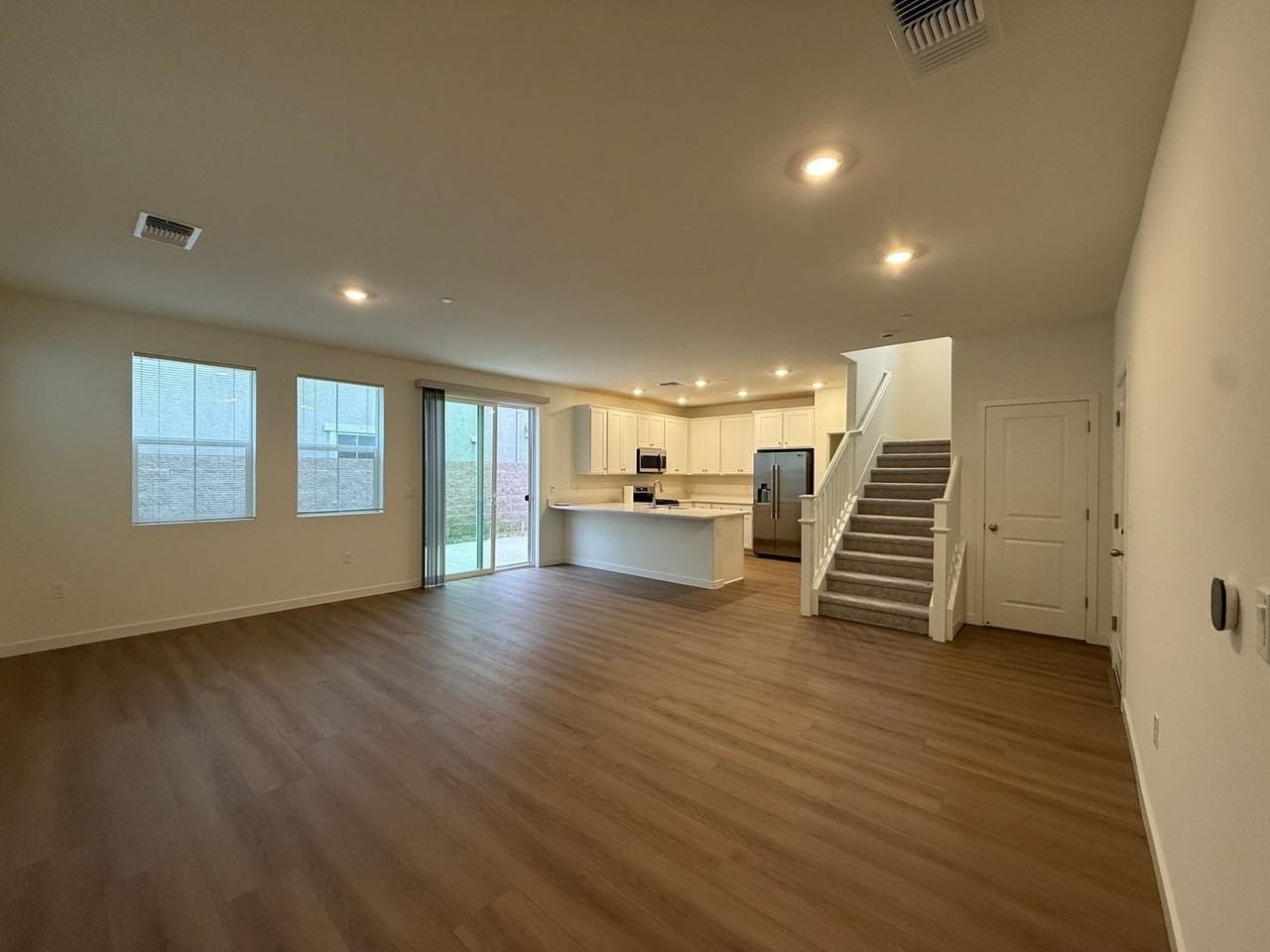 8821 J Sheehan St - Photo 3 of 20