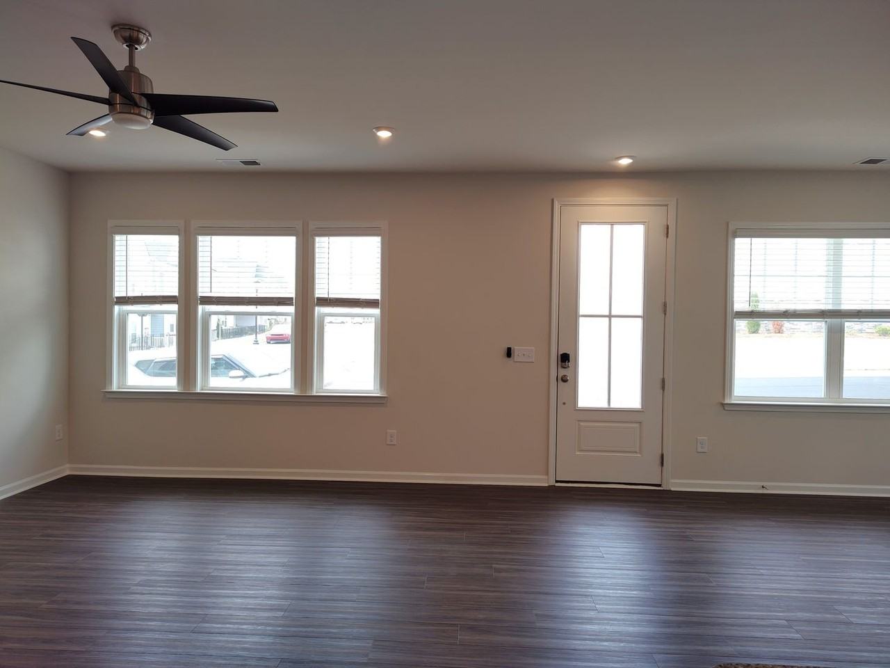 8823 Arrington Hall Dr - Photo 2 of 31
