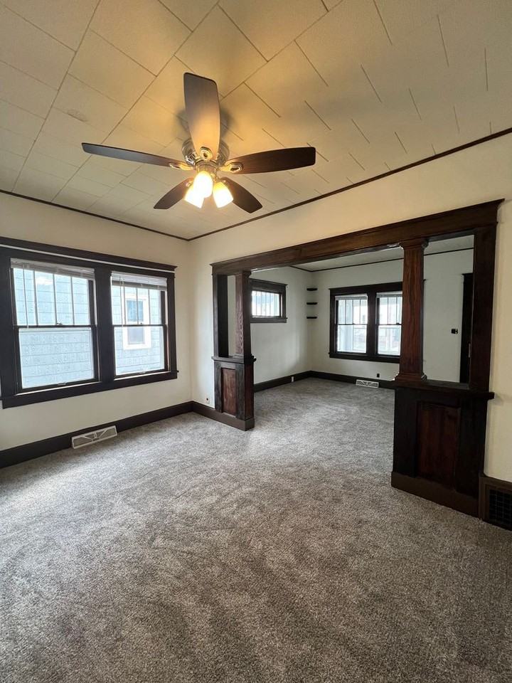 844 Frederick St - Photo 3 of 19