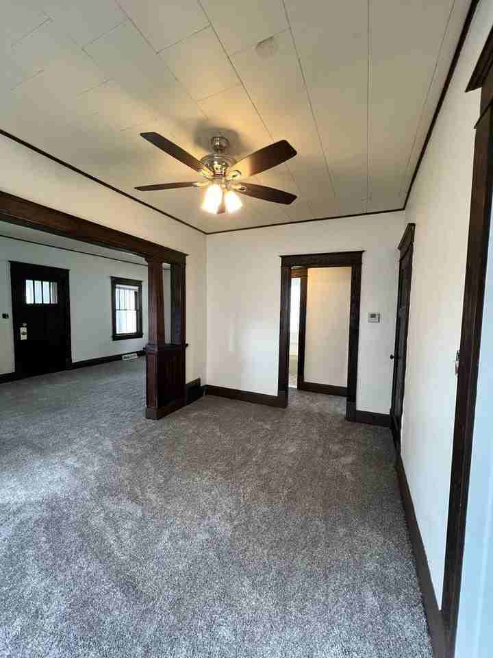 844 Frederick St - Photo 4 of 19