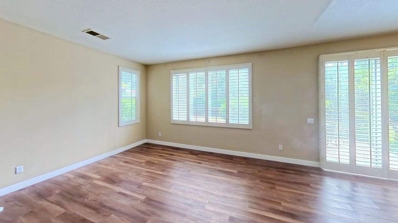 23718 Bella Vista Rd - Photo 4 of 28