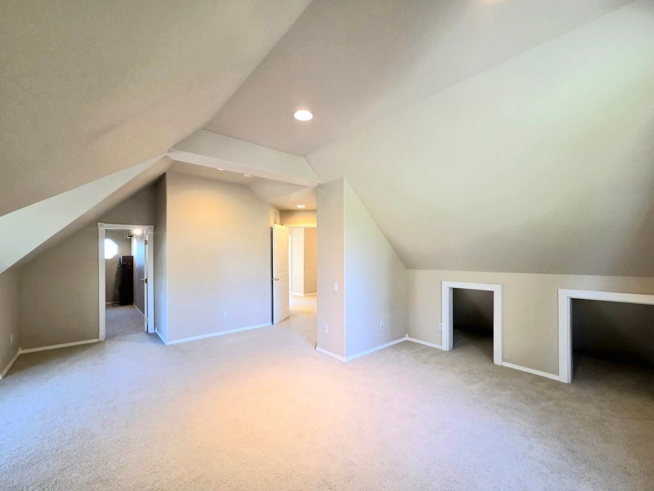 6005 Sunset Hwy - Photo 6 of 37