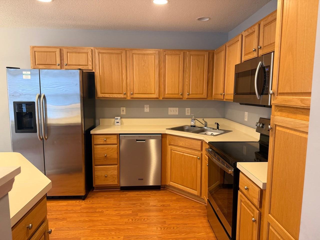 5048 Bartholomews Ln - Photo 7 of 16