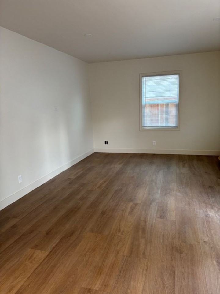 745 N L St - Photo 4 of 13