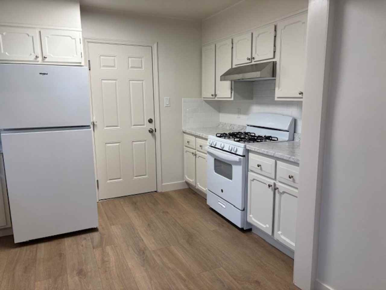 745 N L St - Photo 6 of 13