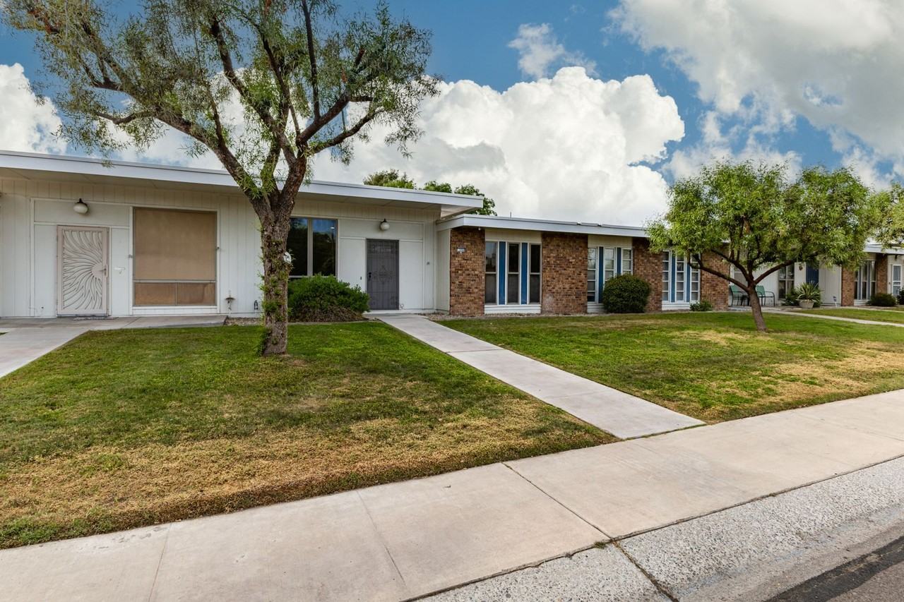 13066 N 100th Dr - Photo 3 of 30