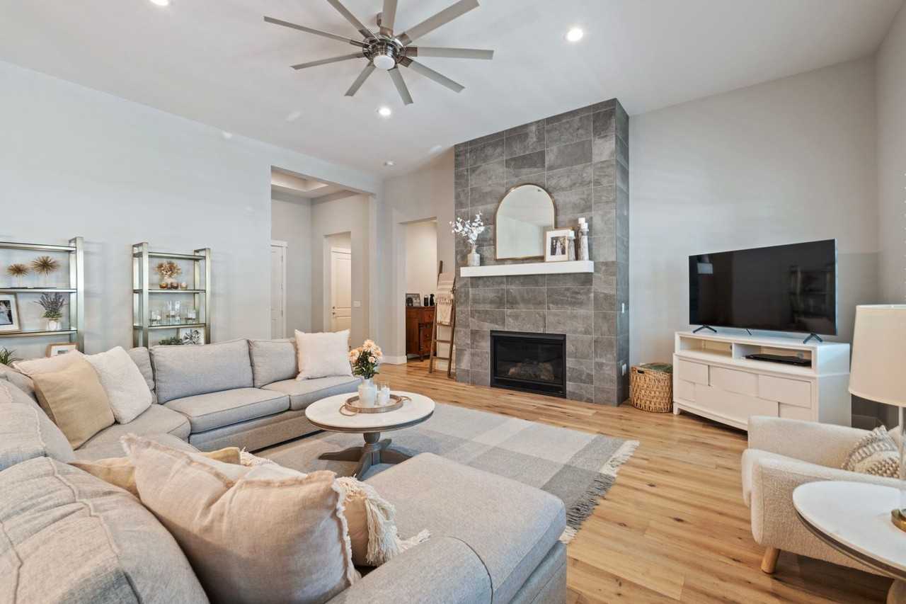 3026 Copper Stone Dr - Photo 6 of 44