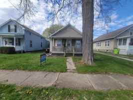 featured image of 114 S Cedar St