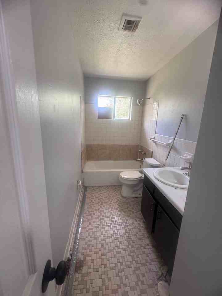 4611 Virginia Loop Rd - Photo 5 of 5