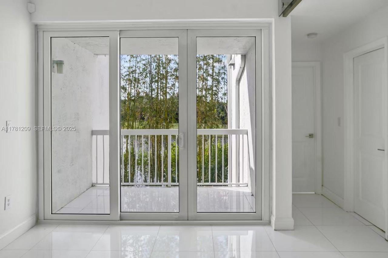 4648 Northwest 97th Place #246 - Photo 4 of 40