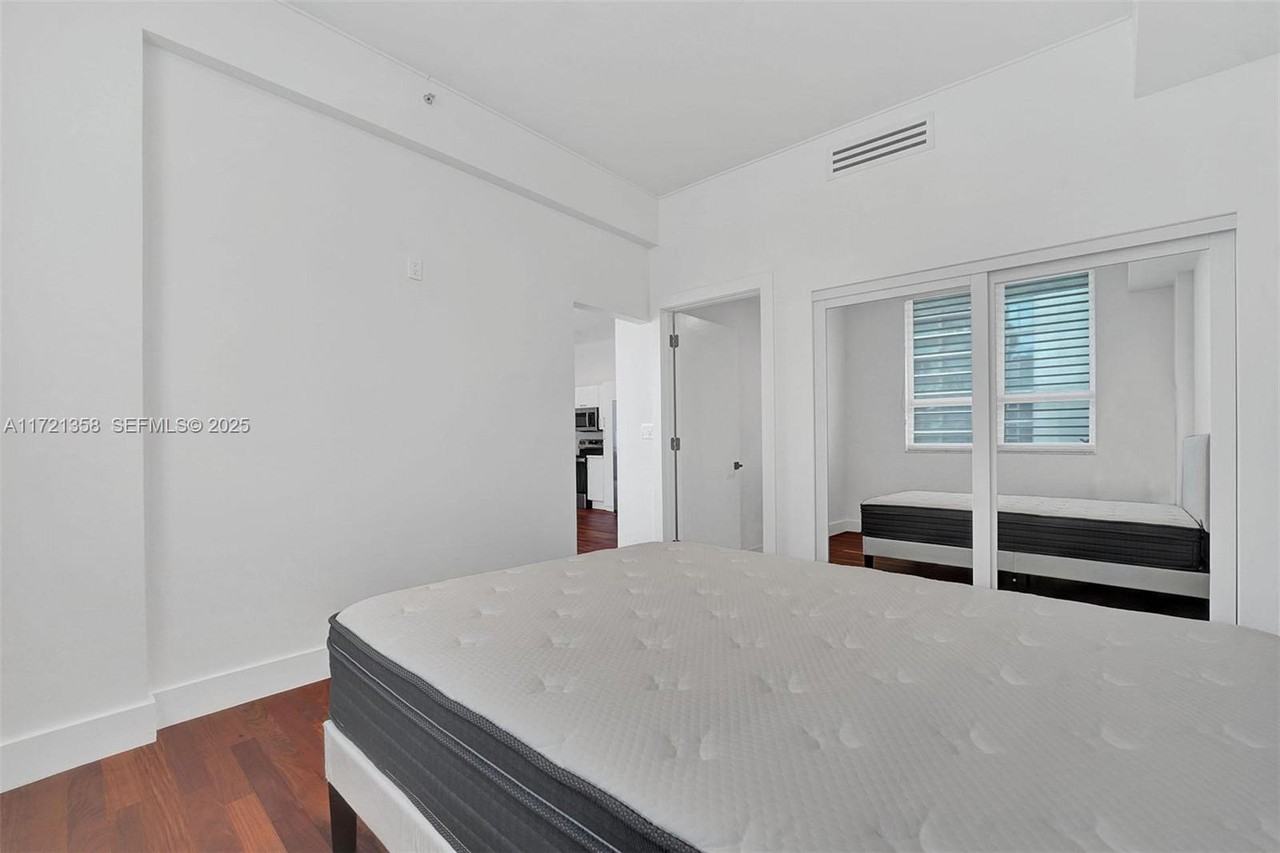 234 Northeast 3rd Street #2202 - Photo 7 of 43