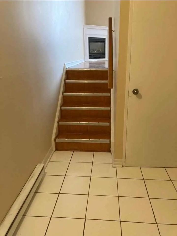 180 Mississauga Valley Boulevard - Photo 3 of 11