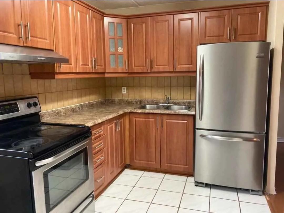 180 Mississauga Valley Boulevard - Photo 6 of 11