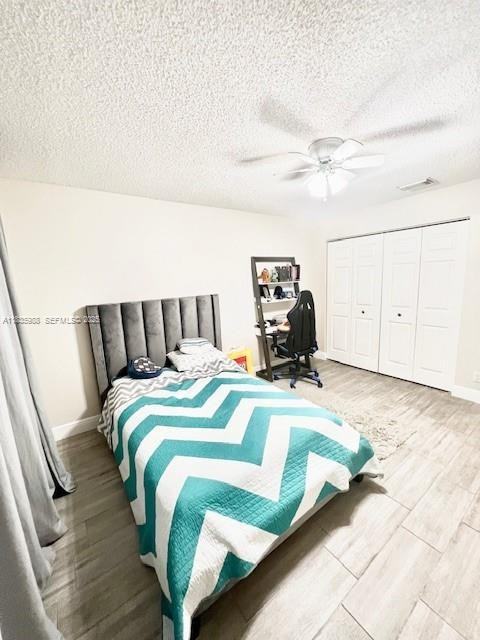 3474 Southwest 53rd Court - Photo 3 of 41