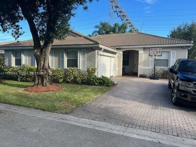 3474 Southwest 53rd Court - Photo 5 of 41