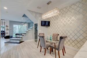 featured image of 1364 Harbor View West #0