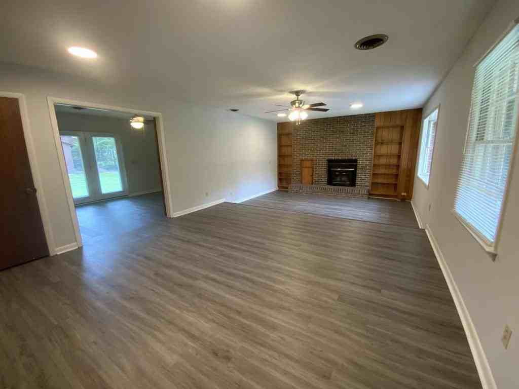 404 Marvin Ave - Photo 4 of 13