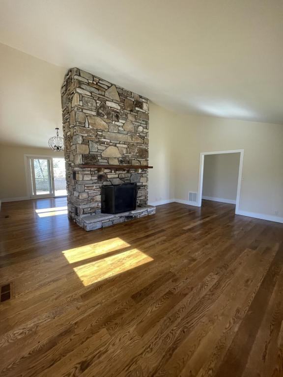 123 Hilt St - Photo 3 of 17