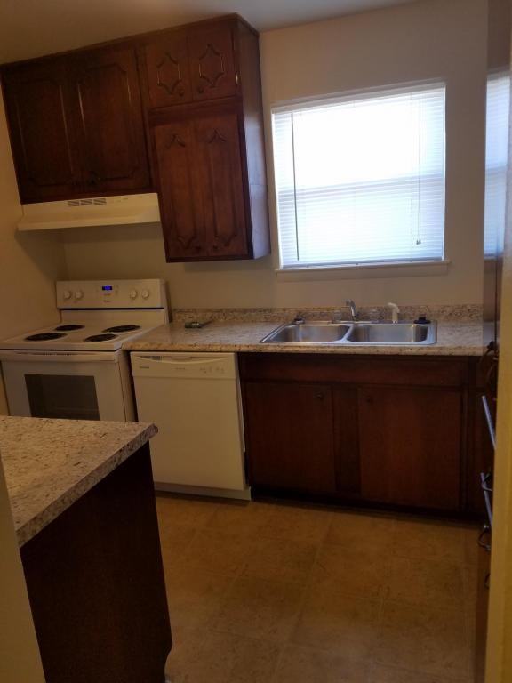 3146 Nw Cache Rd - Photo 5 of 8