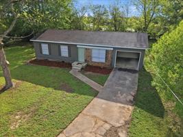 featured image of 526 Ochlahatchee Dr