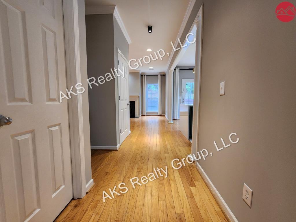 522 Reach Dr - Photo 3 of 21