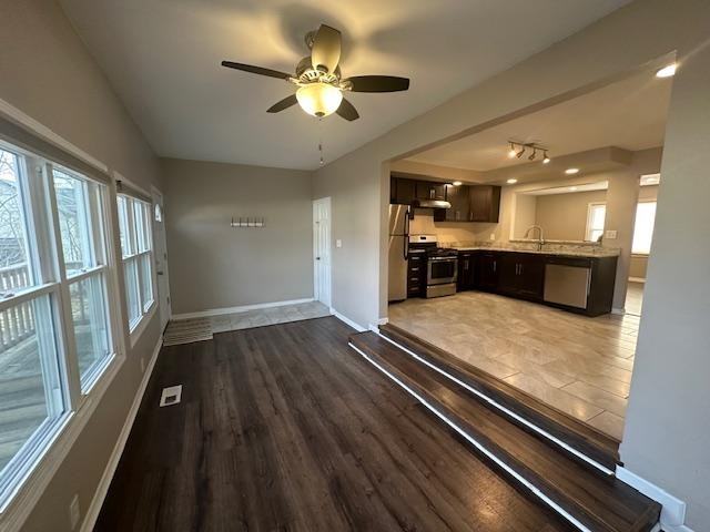 840 N Cooper St - Photo 6 of 16