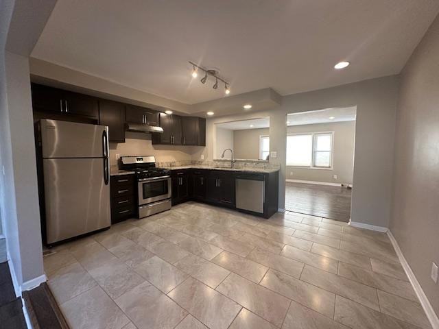 840 N Cooper St - Photo 7 of 16