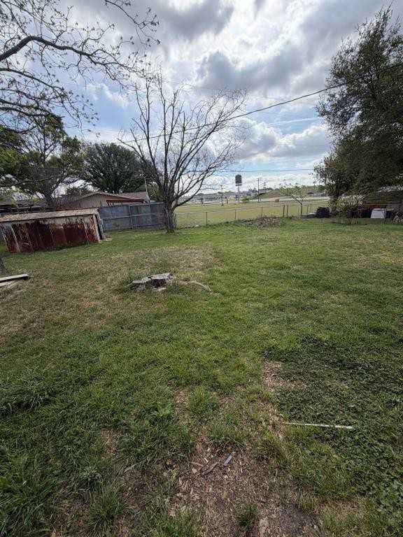 106 N 30th St - Photo 2 of 12