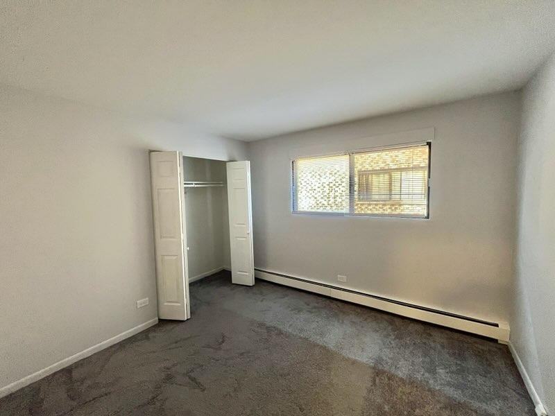 10604 S Oak Tree Dr - Photo 6 of 8