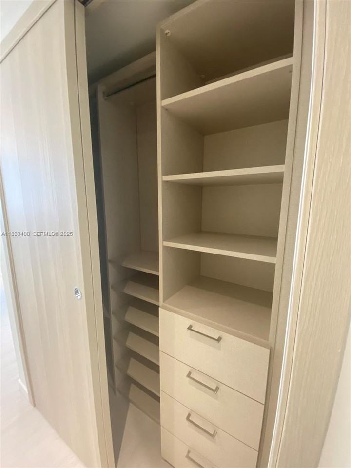 1000 Brickell Plaza #2707 - Photo 4 of 56