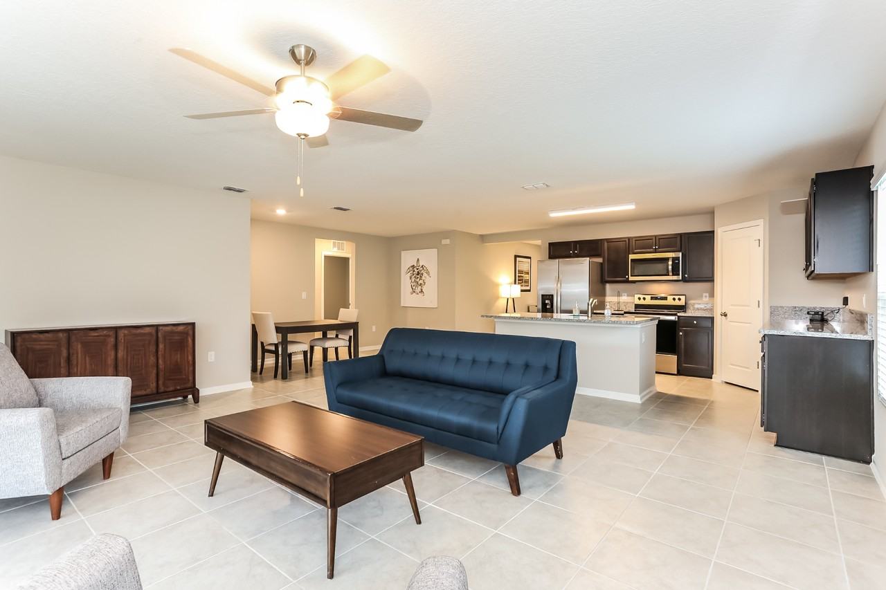 9208 Joannes Way - Photo 3 of 32