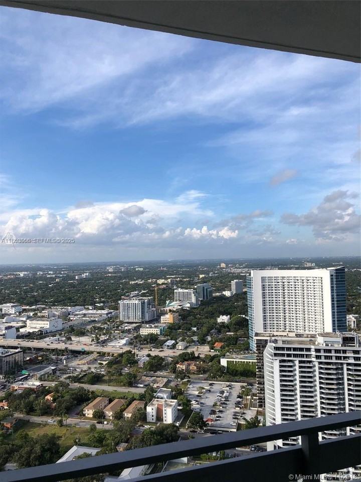 650 Northeast 32nd Street #4503 - Photo 2 of 25