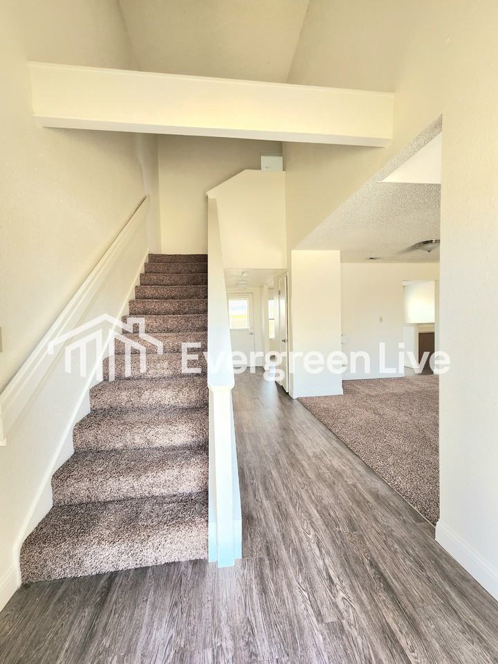 1330 San Felipe Ct - Photo 2 of 24