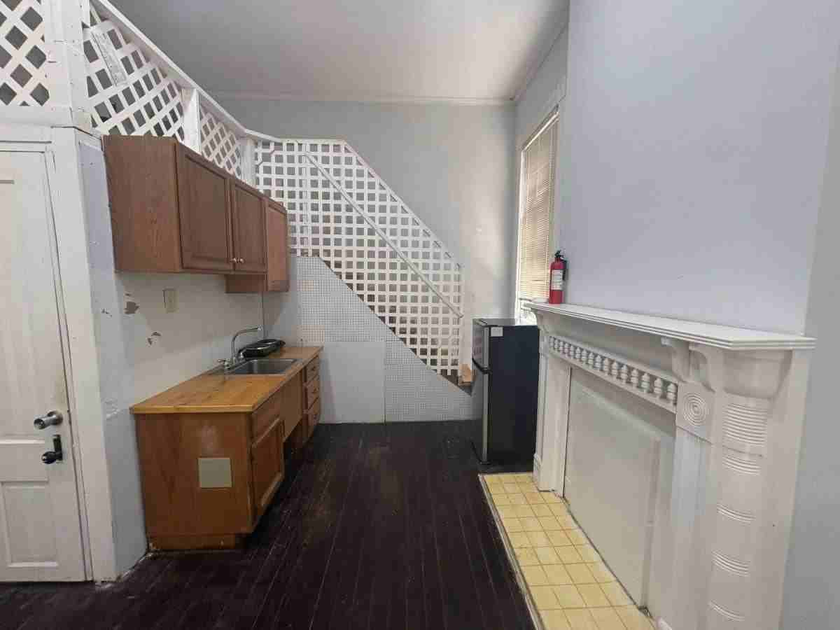 871 Mulberry St #A - Photo 4 of 9