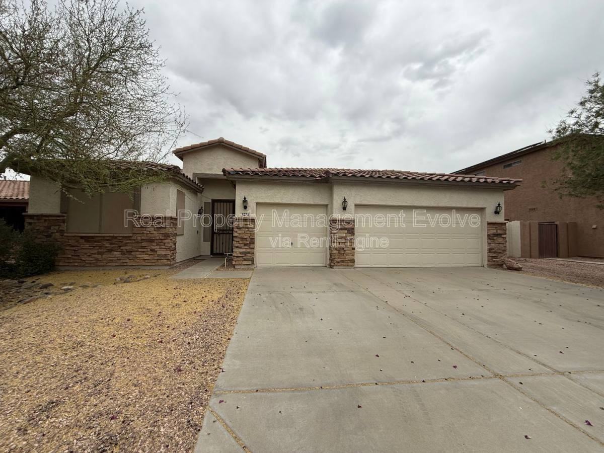 8278 W Charter Oak Rd - Photo 3 of 10