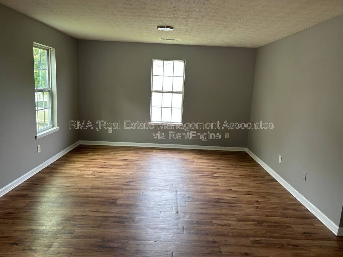 816 Lane St - Photo 3 of 8