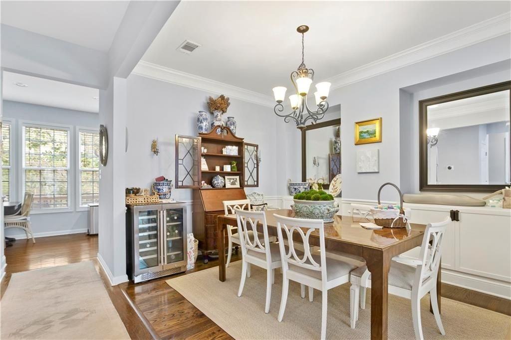 2924 Wintercrest Way - Photo 4 of 36