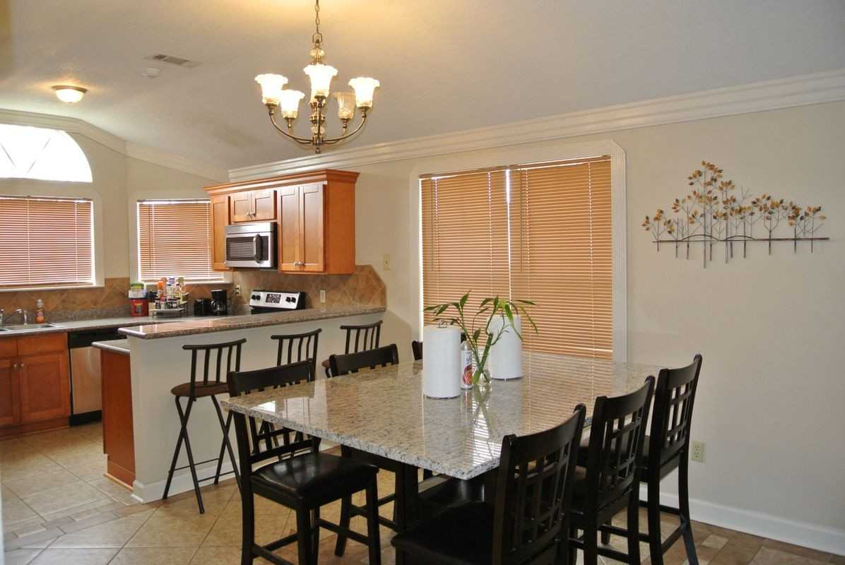 3653 Timber Bluff Ln - Photo 3 of 11