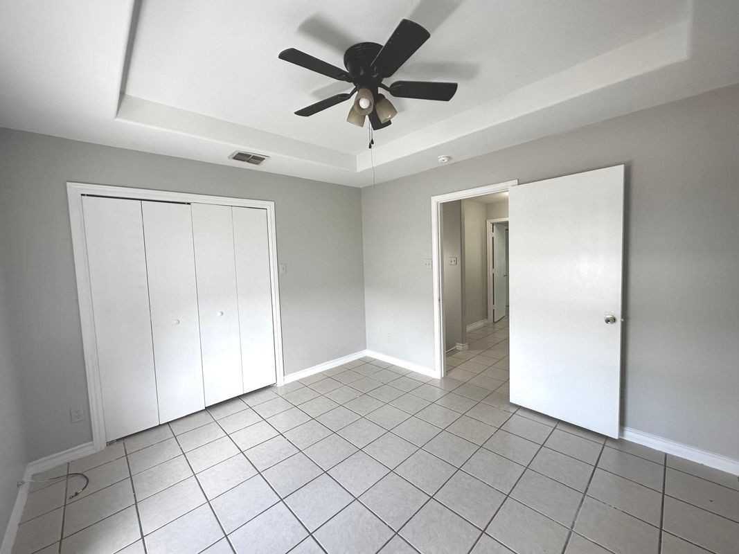 2005 Cross St ##2 - Photo 6 of 9